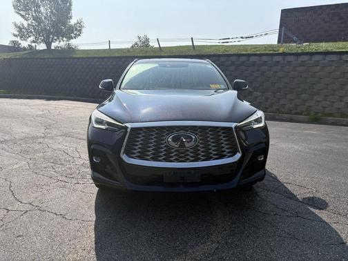 2023 INFINITI QX55 LUXE