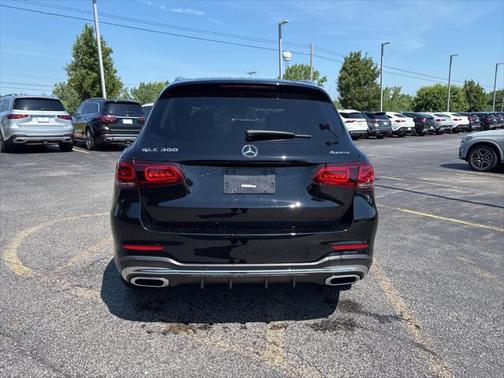 2022 Mercedes-Benz GLC 300 4MATIC