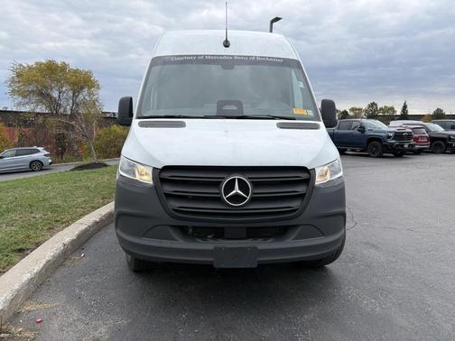2025 Mercedes-Benz Sprinter 2500 Standard Roof