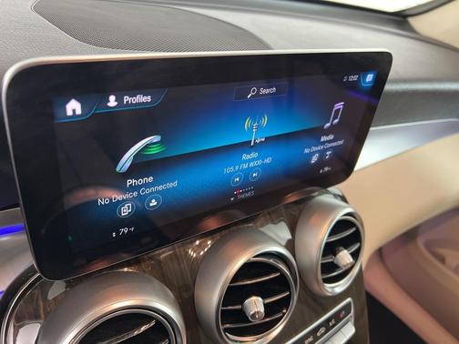 2022 Mercedes-Benz GLC 300 4MATIC