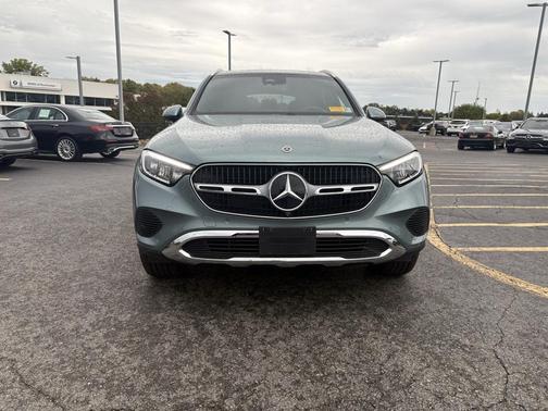 2025 Mercedes-Benz GLC 300 4MATIC