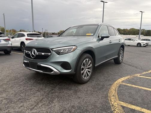2025 Mercedes-Benz GLC 300 4MATIC