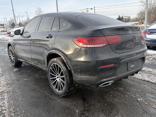 2022 Mercedes-Benz GLC 300 4MATIC Coupe