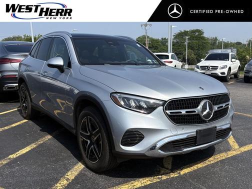 Cirrus Silver Metallic 2026 Mercedes-Benz GLC 300