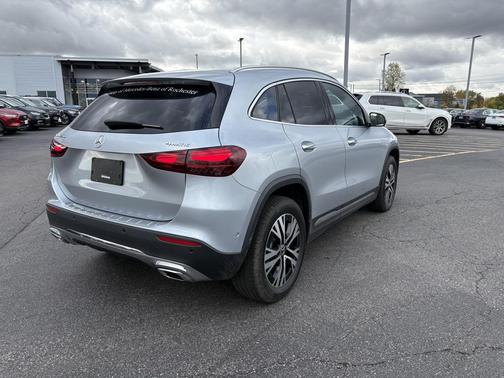 2025 Mercedes-Benz GLA 250 4MATIC