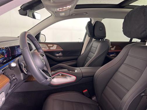 Polar White 2026 Mercedes-Benz GLS 450 4MATIC