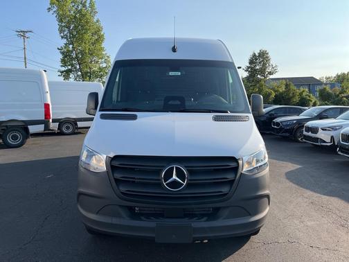 2025 Mercedes-Benz Sprinter 2500 High Roof