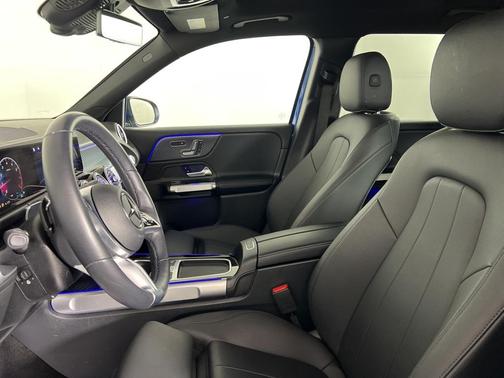 2025 Mercedes-Benz GLB 250 4MATIC