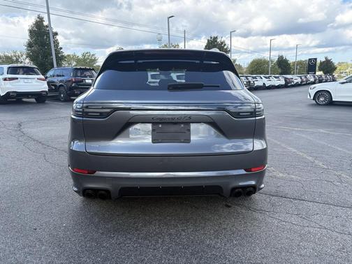 2023 Porsche Cayenne GTS