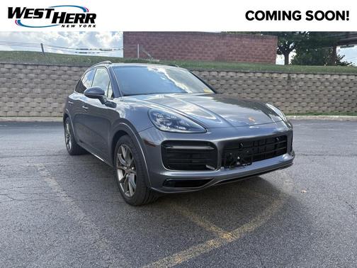 2023 Porsche Cayenne GTS