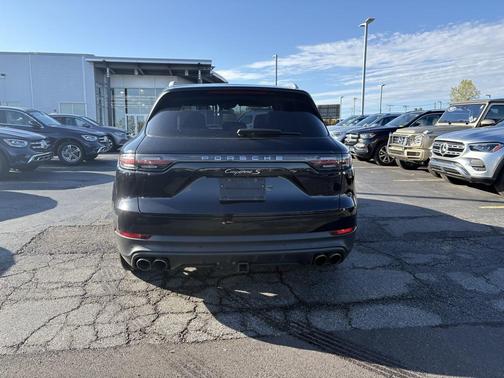 2019 Porsche Cayenne S