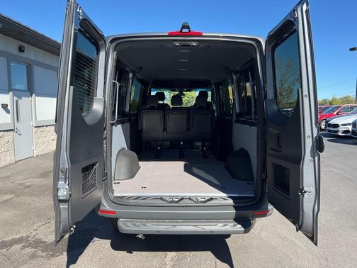 2026 Mercedes-Benz Sprinter 2500 Standard Roof
