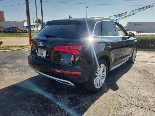 2018 Audi Q5 2.0T Premium Plus