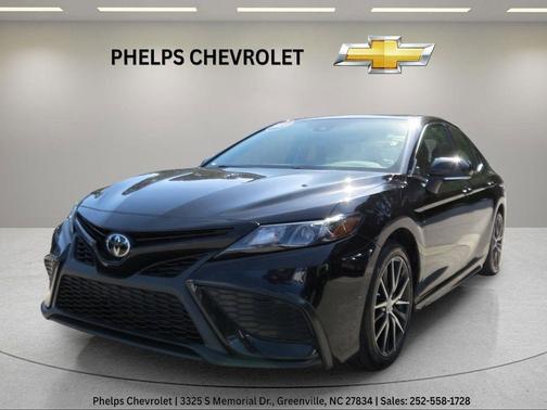 Midnight Black Metallic 2021 Toyota Camry SE