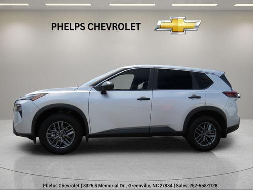 Brilliant Silver Metallic 2024 Nissan Rogue S