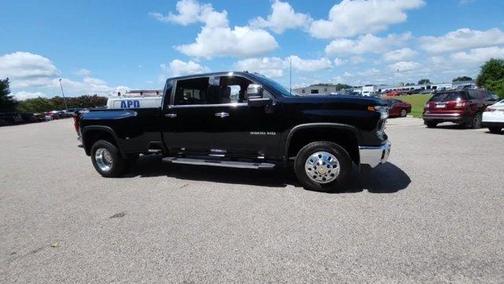 2025 Chevrolet Silverado 3500 LTZ
