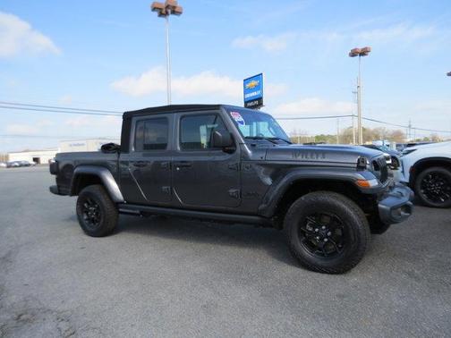 2024 Jeep Gladiator Sport