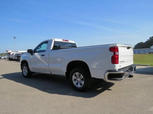 Summit White 2024 Chevrolet Silverado 1500 WT