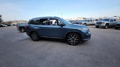 2021 Honda Pilot Touring 8-Passenger