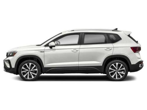 Pure White 2023 Volkswagen Taos 1.5T SE