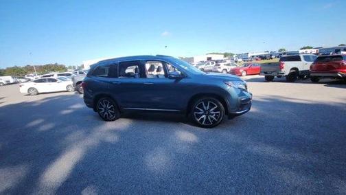 2021 Honda Pilot Touring 8-Passenger