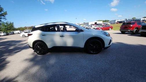2022 Nissan Murano SV