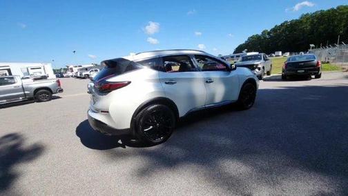 2022 Nissan Murano SV