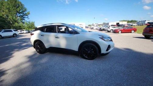 2022 Nissan Murano SV