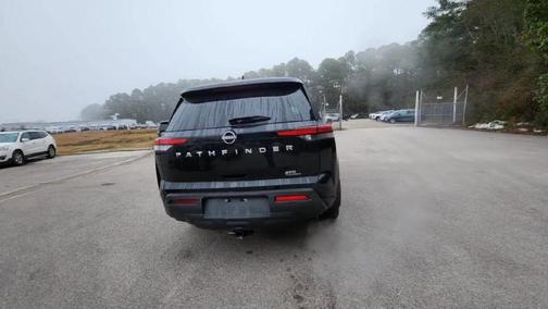 2023 Nissan Pathfinder S