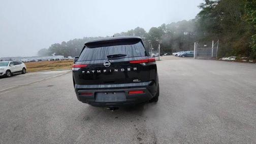 2023 Nissan Pathfinder S