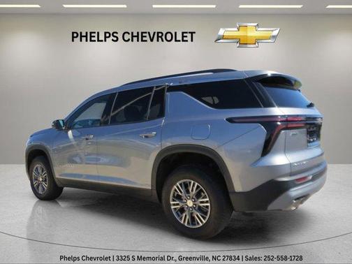 Sterling Gray Metallic 2026 Chevrolet Traverse LT