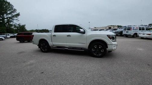 2024 Nissan Titan Platinum Reserve