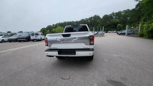 2024 Nissan Titan Platinum Reserve