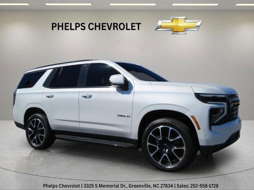 Iridescent Pearl Tricoat 2025 Chevrolet Tahoe RST