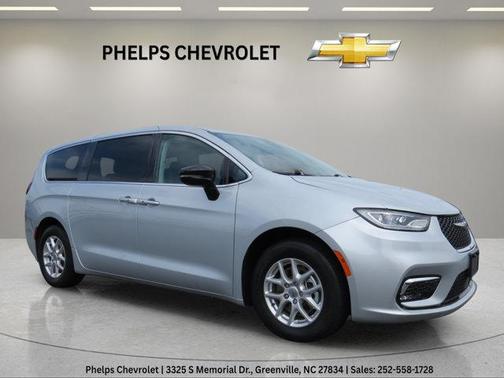 Silver Mist Clearcoat 2024 Chrysler Pacifica Touring-L