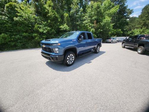 2024 Chevrolet Silverado 2500 Custom