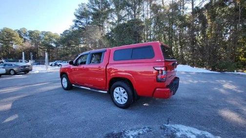 2022 Nissan Frontier SV