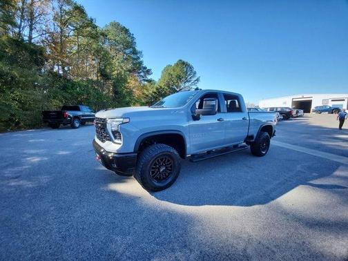2025 Chevrolet Silverado 2500 ZR2