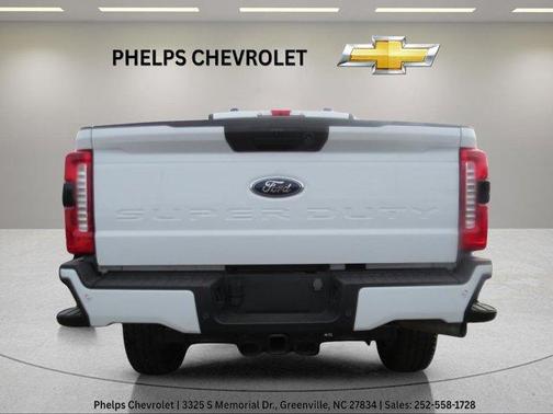 Oxford White 2024 Ford F-350 XL