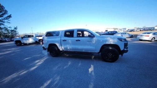 2025 Chevrolet Colorado WT