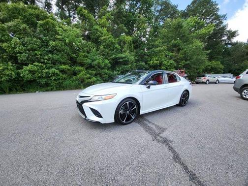 2020 Toyota Camry XSE