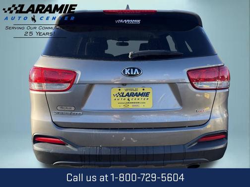 Titanium Silver 2016 Kia Sorento LX