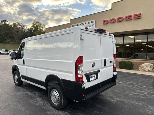 2025 RAM ProMaster 1500 Low Roof