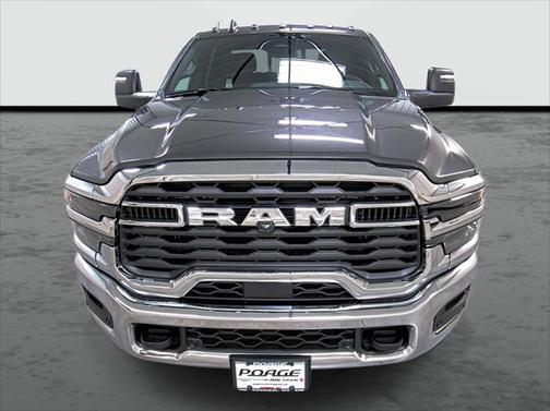 2025 RAM 2500 Tradesman Crew Cab 4x4 6'4' Box