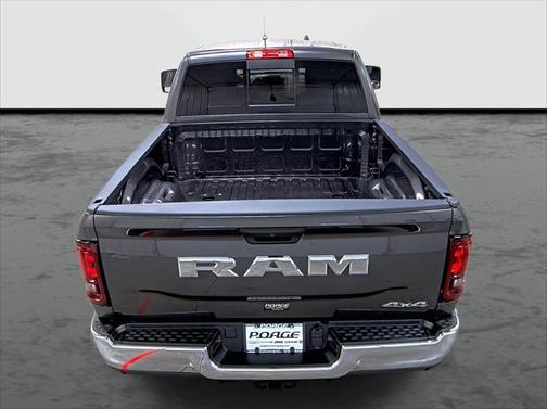 2025 RAM 2500 Tradesman Crew Cab 4x4 6'4' Box