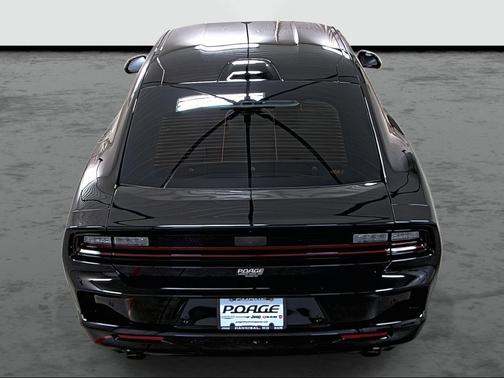 Diamond Black Crystal Pearlcoat 2026 Dodge Charger R/T