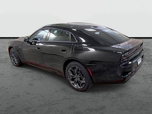 Diamond Black Crystal Pearlcoat 2026 Dodge Charger R/T