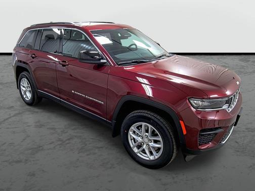 2026 Jeep Grand Cherokee Altitude