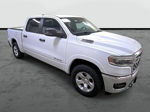 Bright White Clearcoat 2026 RAM 1500 Big Horn/Lone Star