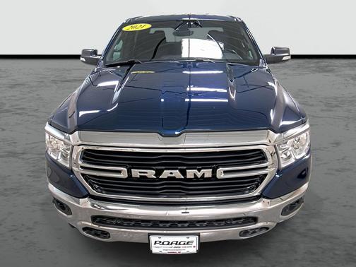 Patriot Blue Pearlcoat 2021 RAM 1500 Big Horn/Lone Star
